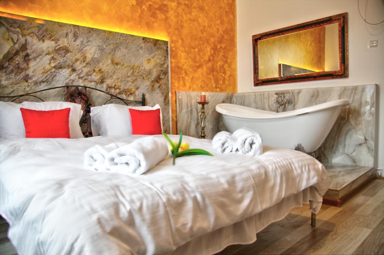 Apartament Royal Mansion In Unirii Square Kluż-Napoka Zewnętrze zdjęcie
